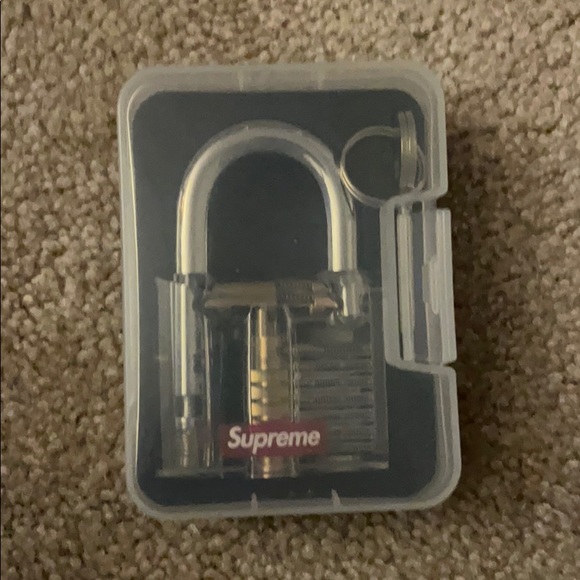 Supreme lock